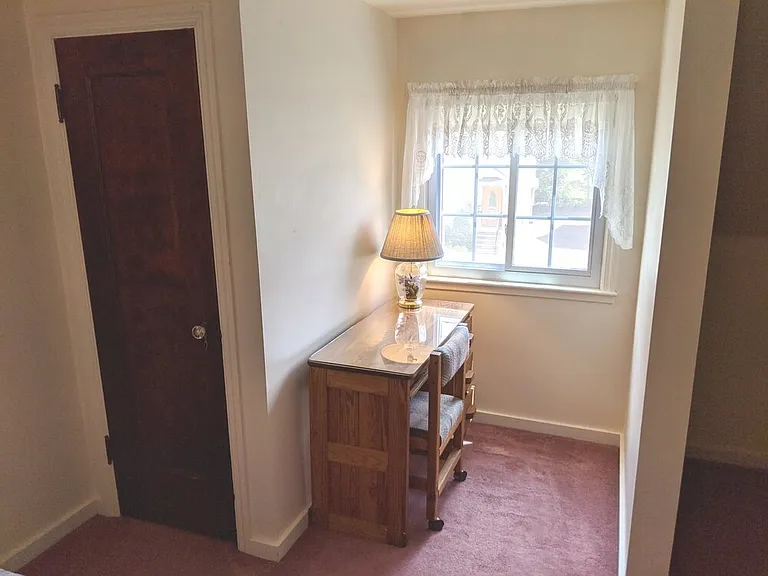 34 Pleasant St — Photo 14