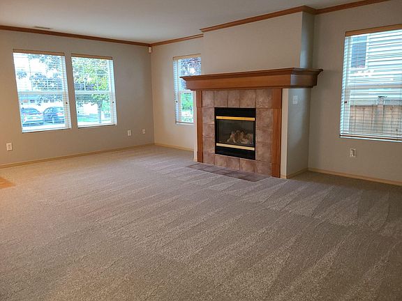 3rd image of 36410 SE Woody Creek Ln