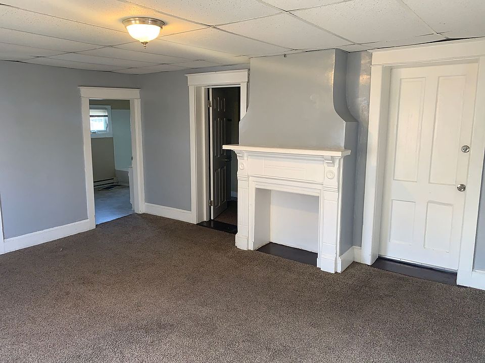 1st image of 447-449 W Washington St #B