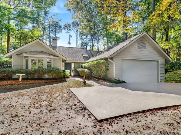 8 Adventure Galley Ln, Hilton Head Island, SC 29926