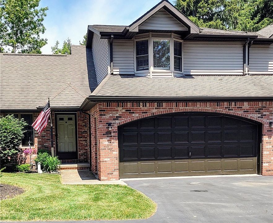 1st image of 12 In The Woods Ln