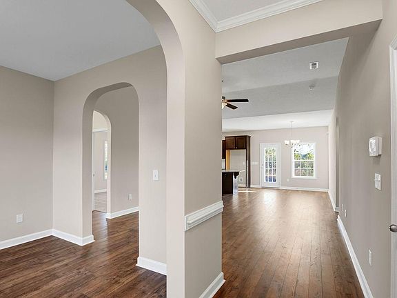 161 Astoria Park Loop-05 Compressed