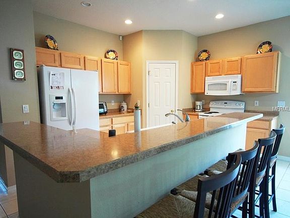 4th image of 4843 Chalfont Dr