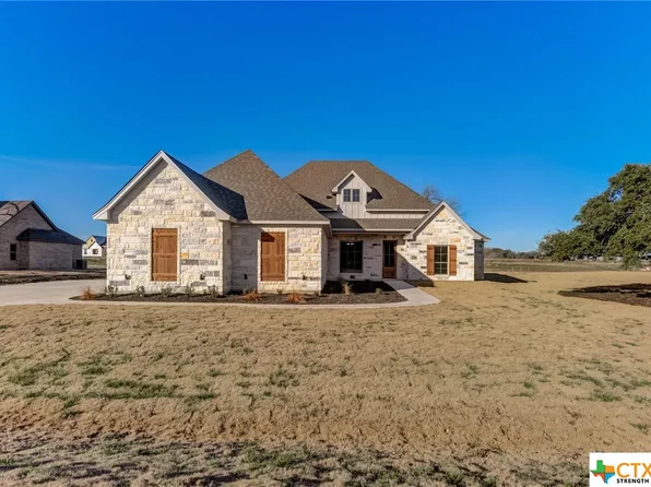 11168 Golden Eagle Ave, Salado, TX 76571
