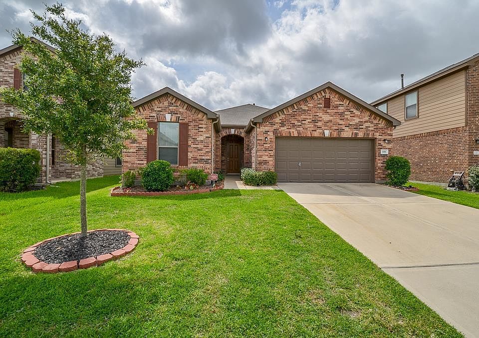 1st image of 4406 S Vineyard Meadow Ln