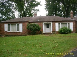 95 W Sherwood Dr, Saint Louis, MO