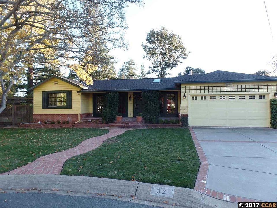 1st image of 32 W Hayward Ct