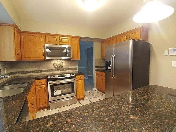4th image of 6853 Carrousel Dr S