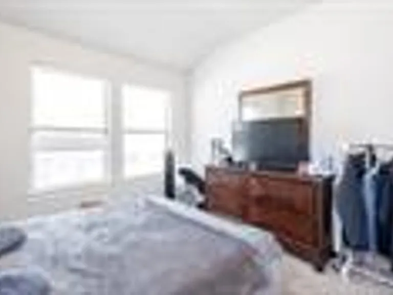 3009 Galveston St — Photo 9