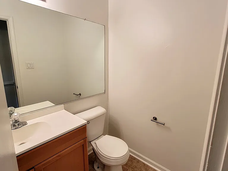 4621 Merrimac Ln — Photo 10