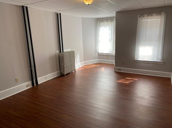 423 E Main St #1