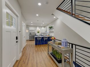 137 E Springer St, Philadelphia, PA 19119