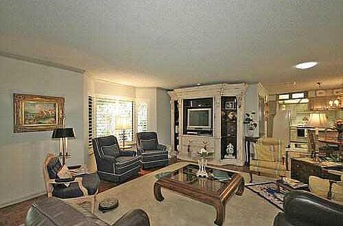 4th image of 8404 Laura Ln
