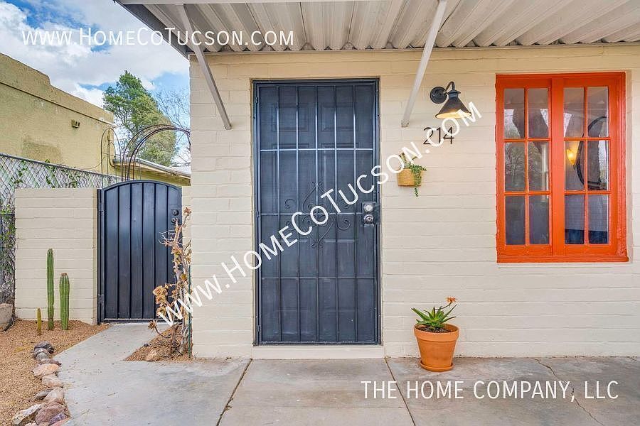 1st image of 214 N Vine Ave