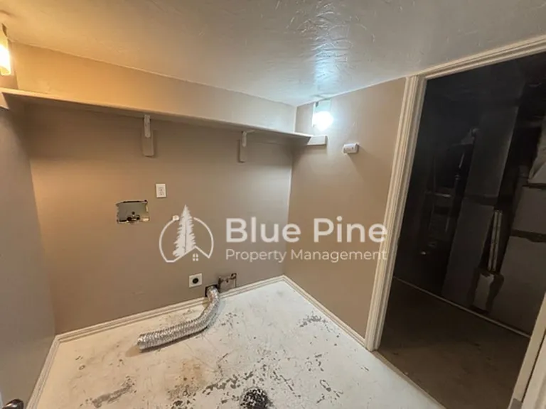 3904 E Lorna Ave — Photo 25