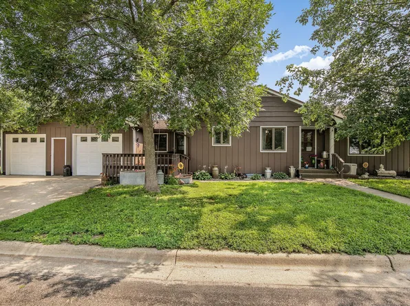 320 2nd Ave SW, Melrose, MN 56352
