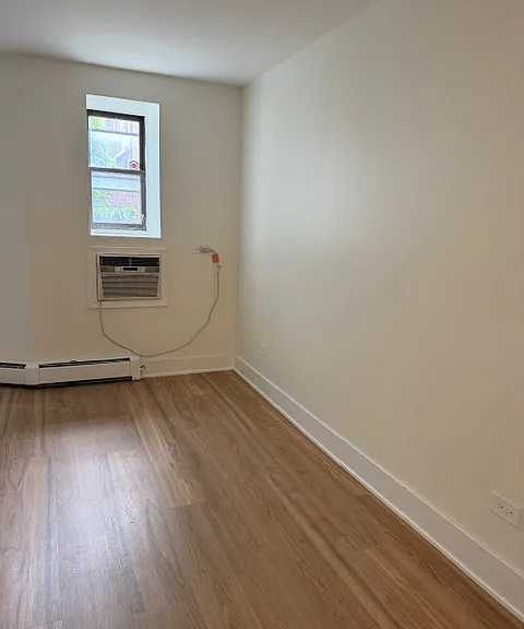 1044 W Byron St #G — Photo 2