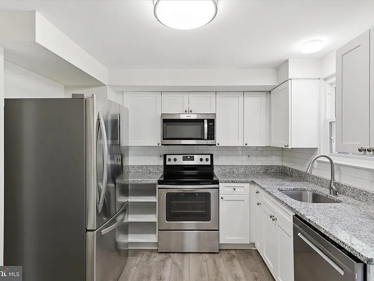 42 Alden Ct — Photo 9