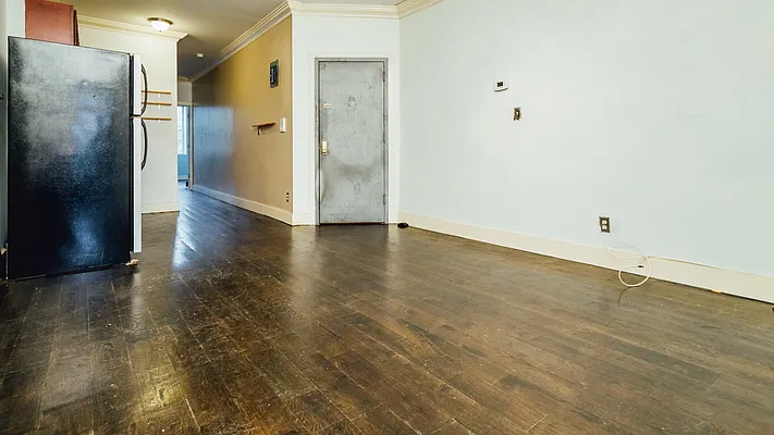 Rented by Nooklyn NYC LLC | media 7