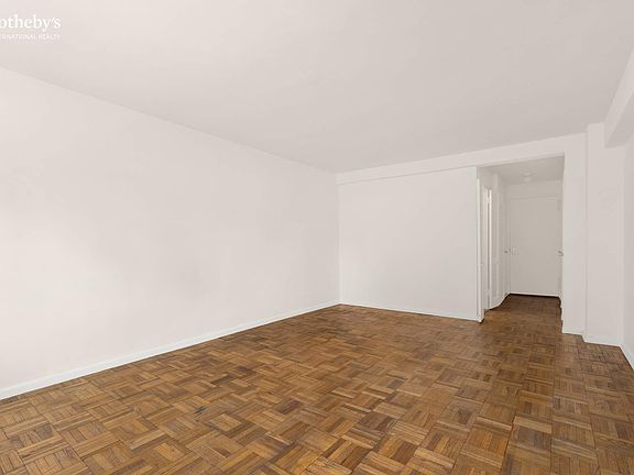 4th image of 335 E 51st St #5B