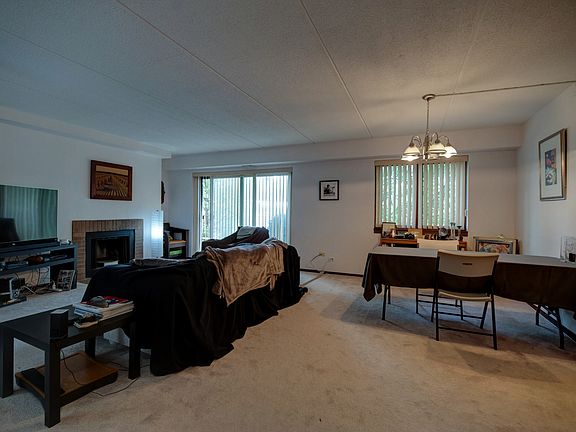 3rd image of 2086 Saint Johns Ave APT 203