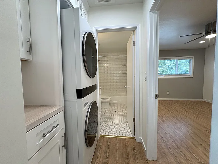 Renovated 1BD/1BA in Palo Alto | Prime Location! — Photo 8