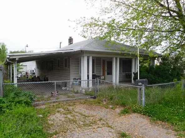 1622 N Centennial St photo 1