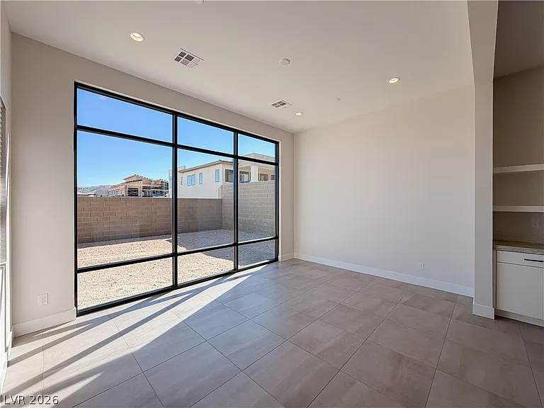 10761 Canyon Bloom Dr — Photo 18