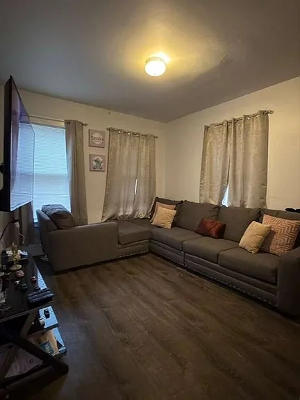 84 Lawrence St #A — Photo 2