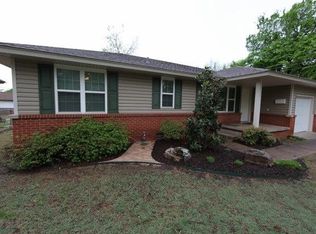 932 Hazelwood Dr, Midwest City, OK 73110