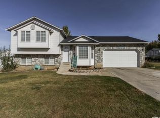 2730 W 4200 S, Roy, UT 84067
