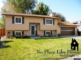 2076 Fontenelle St, Casper, WY 82604