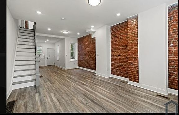 4th image of 1705 N Newkirk St