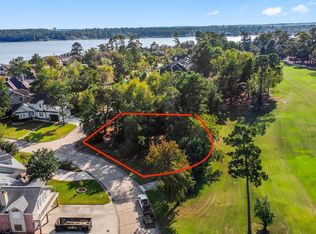 3 W Shore Ln, Montgomery, TX 77356