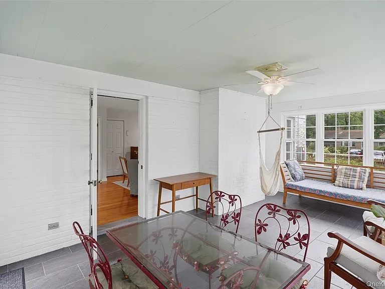 7 Lookout Ave — Photo 20