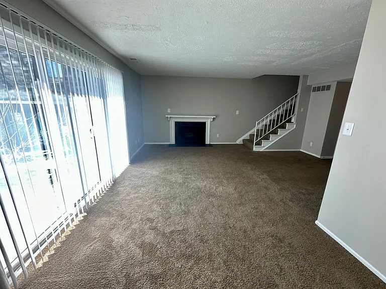 9000 Westfield Apartments — Photo 12