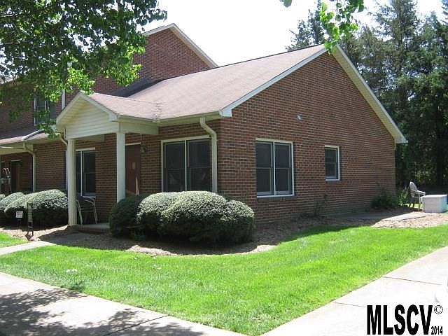1st image of 102 Brandywine Dr NE