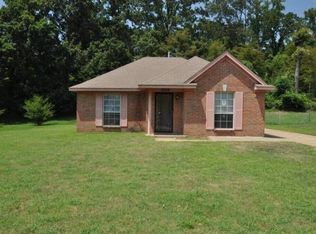 3228 Kirkwall Rd, Memphis, TN 38128