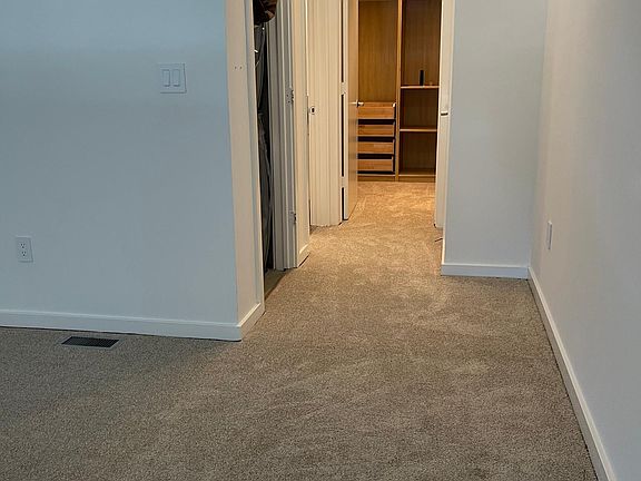 5th image of 334 Santana Row Unit 0