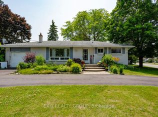 12 Nelson St, Quinte West, ON K0K 1E0