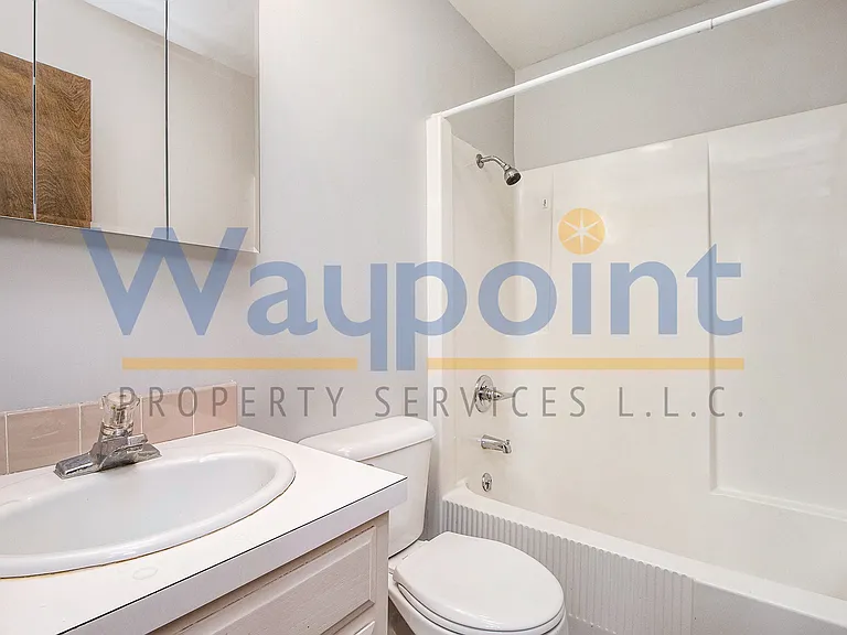 1407 W Ellis Ave #6 — Photo 14