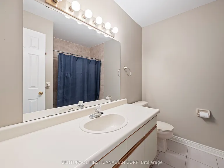 90 Ontario St S #12 — Photo 23