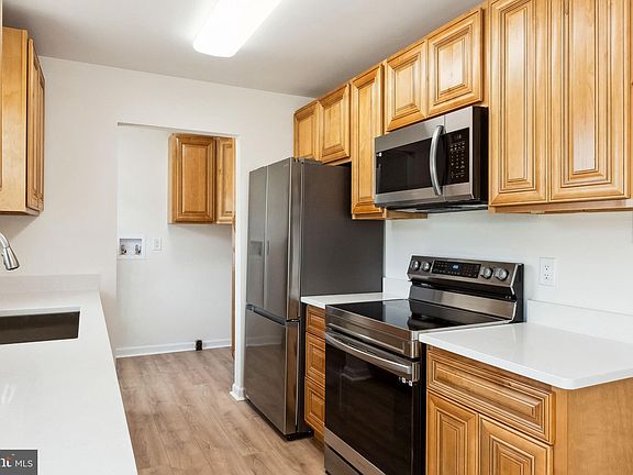 4th image of 839 Macedonia Ln