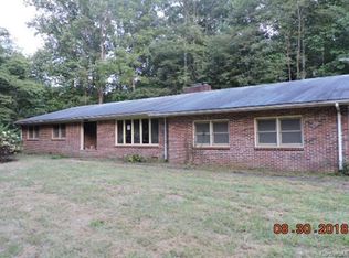 1005 Ashe Loop Rd, Sylva, NC 28779