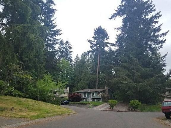 4th image of 5905 147th St SW