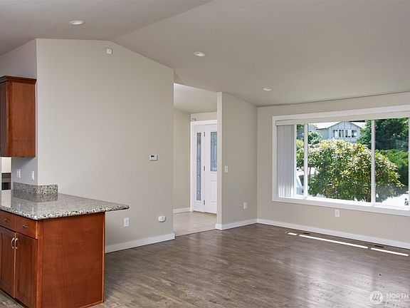 5th image of 33266 34th Avenue SW