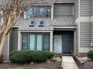 2718 Old Point Dr, Henrico, VA 23233