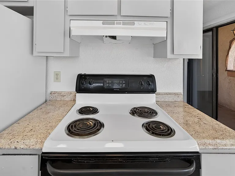 3659 Wendell Ave #C — Photo 11
