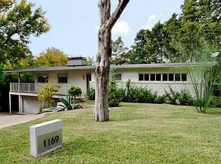 1169 N Canterbury Ct, Dallas, TX 75208