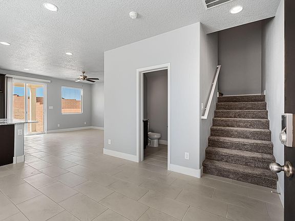 3rd image of 3640 Queen Ct NE